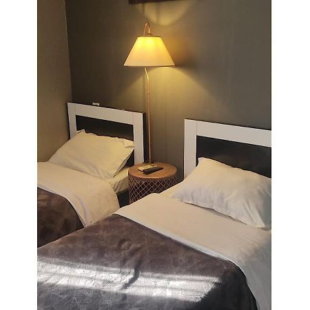 Hotel Lux Tbilisi Bagian luar foto