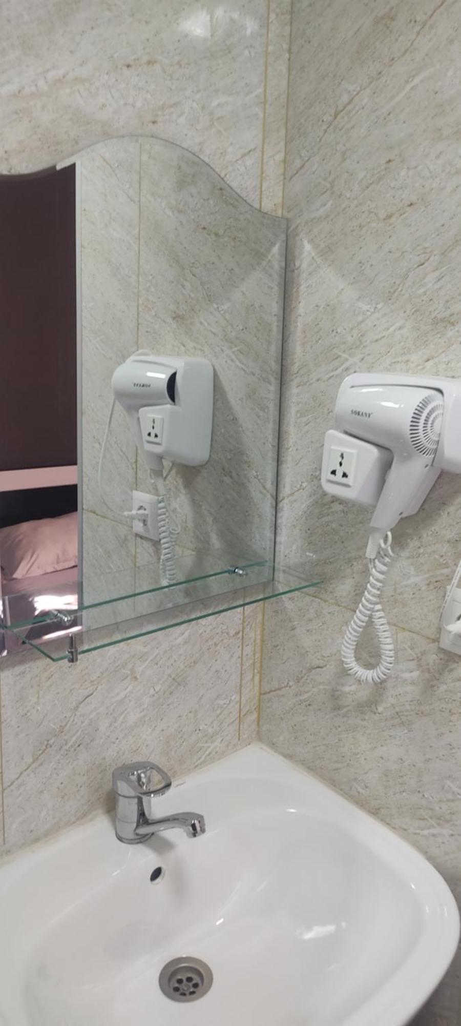 Hotel Lux Tbilisi Bagian luar foto
